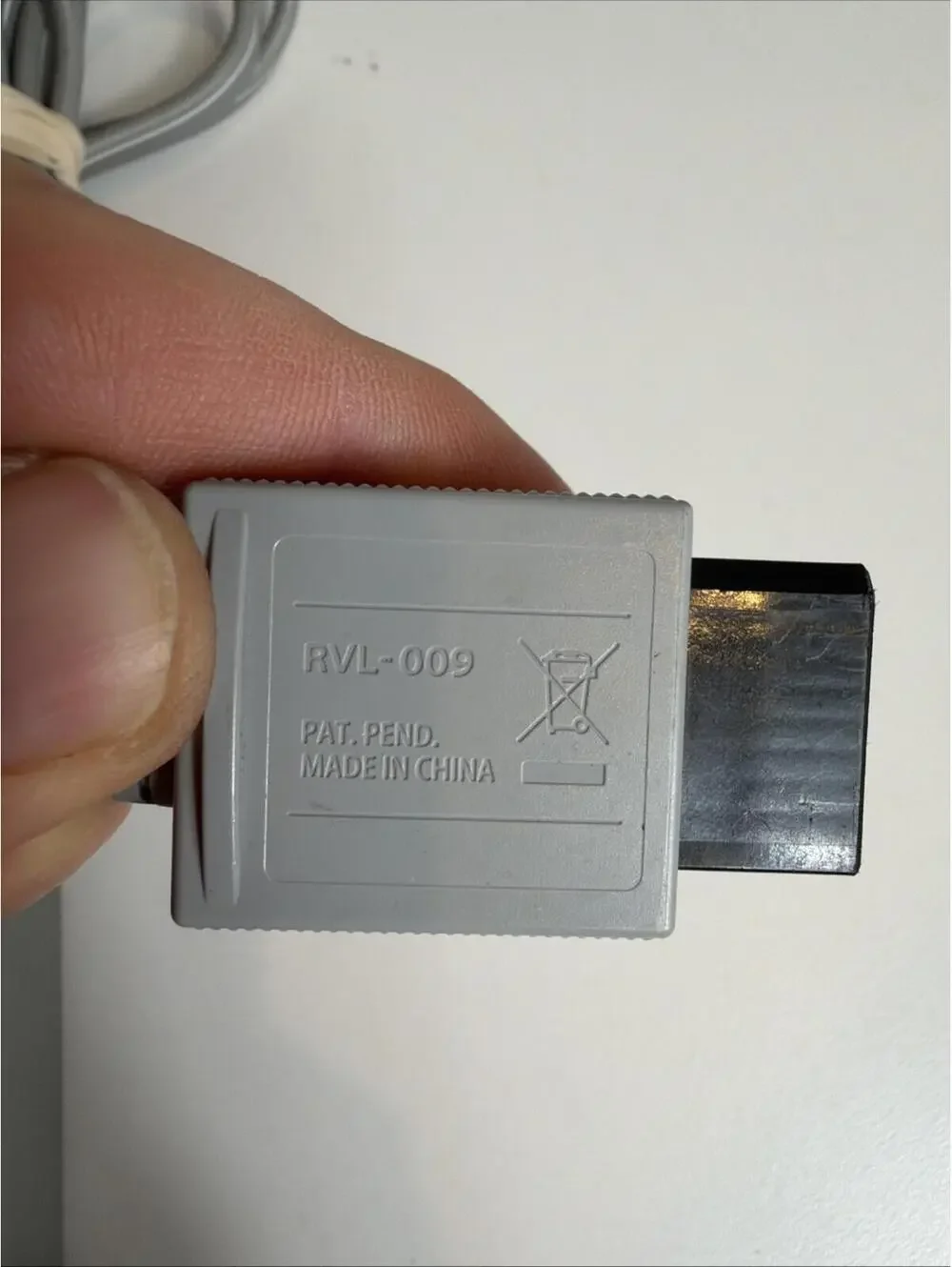 Nintendo (2)RVL-002 AC Power Adapter & AV Cords for Nintendo Wii
